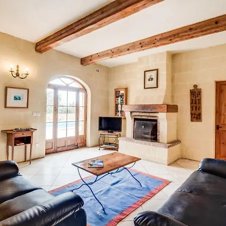Dar Ta' Tonina - 3 Bedroom With Private Pool & Views * Ghasri (Gozo)